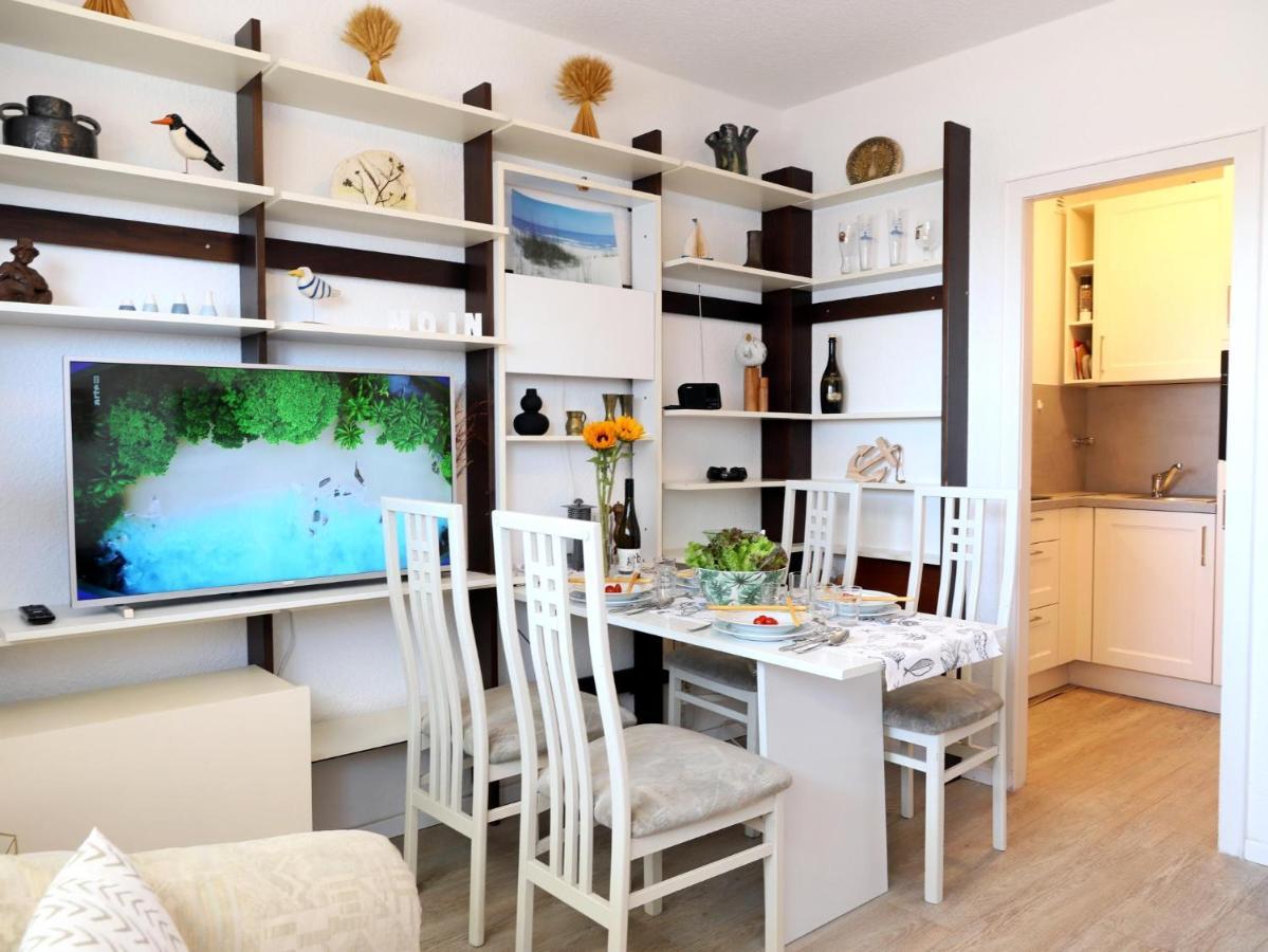 Einfaches 2-Zimmer-Appartement Mit Balkon. Вестерланд Екстер'єр фото