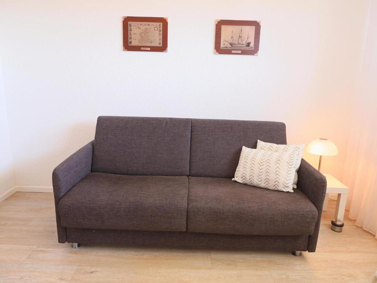 Einfaches 2-Zimmer-Appartement Mit Balkon. Вестерланд Екстер'єр фото