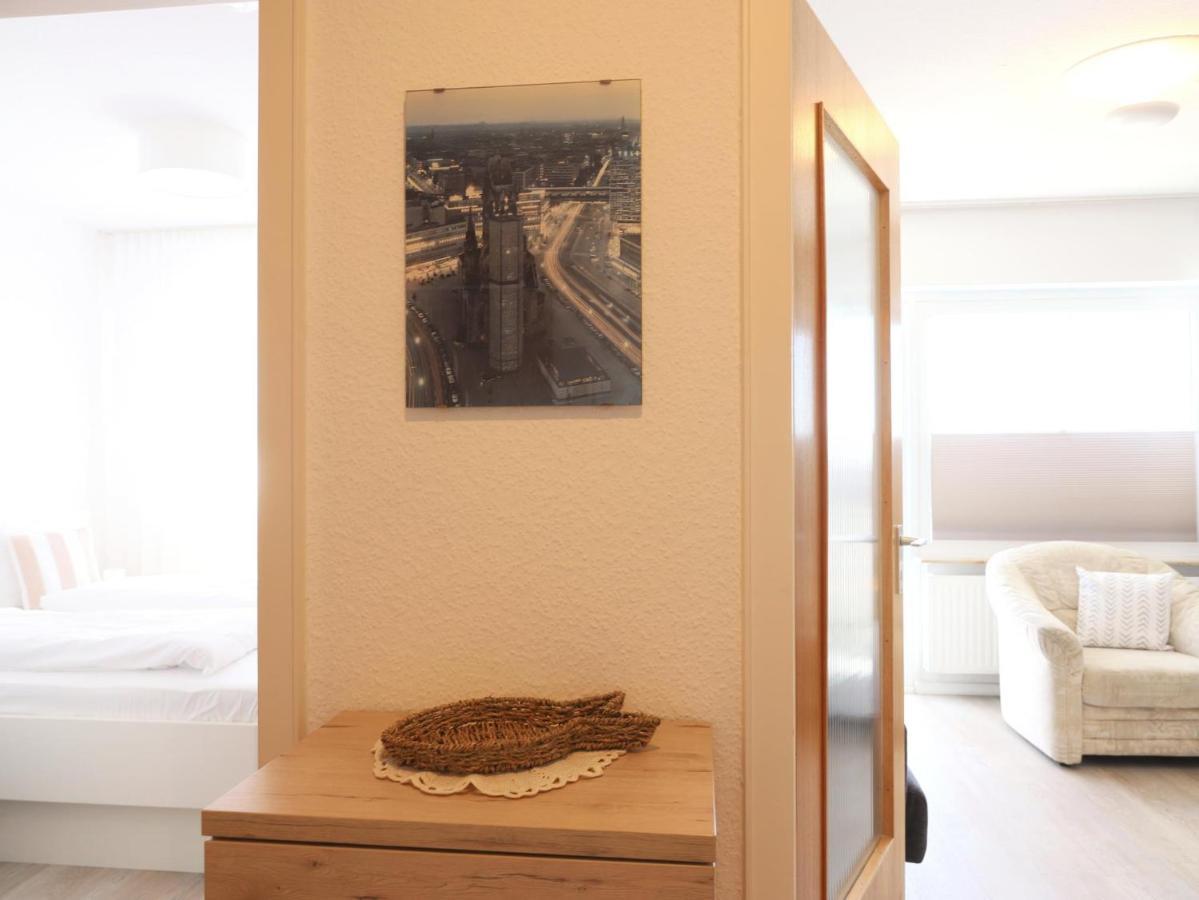 Einfaches 2-Zimmer-Appartement Mit Balkon. Вестерланд Екстер'єр фото