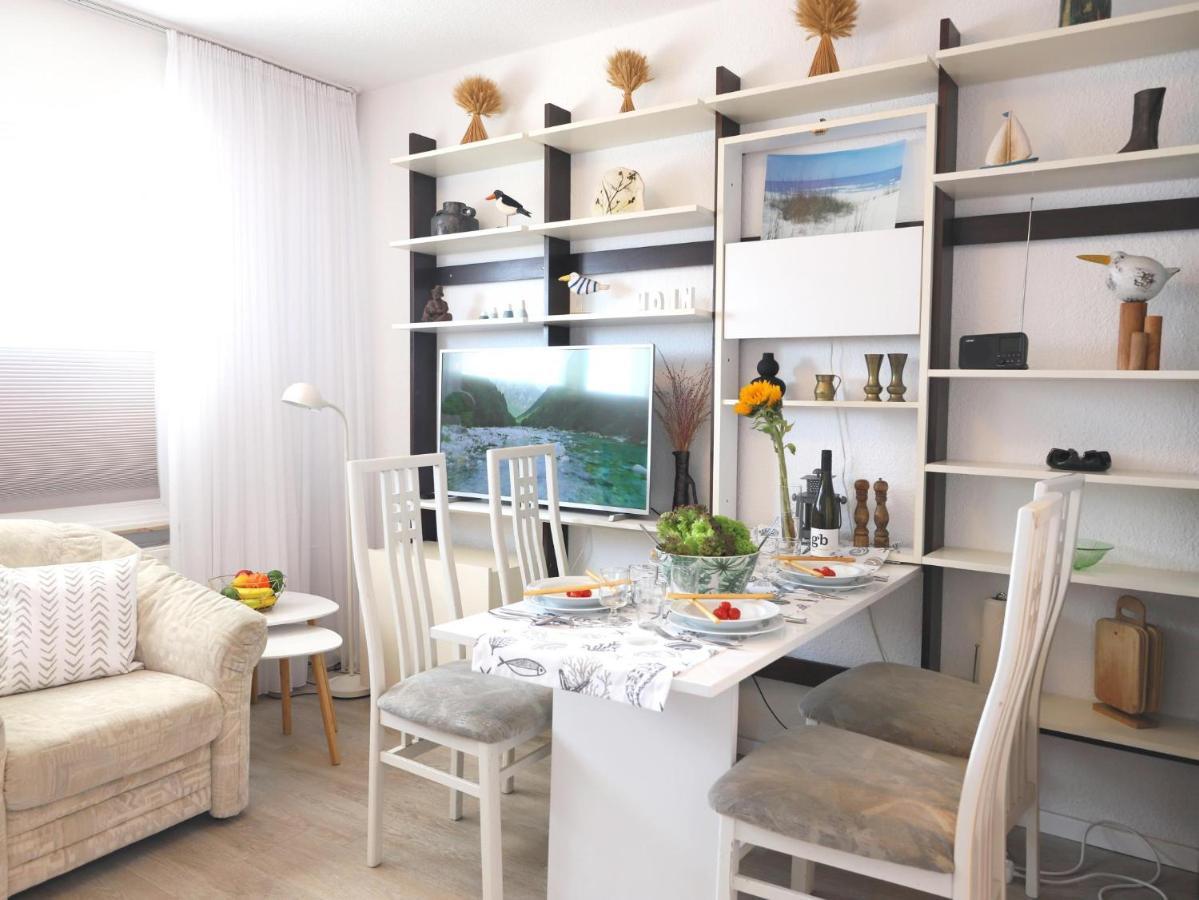 Einfaches 2-Zimmer-Appartement Mit Balkon. Вестерланд Екстер'єр фото
